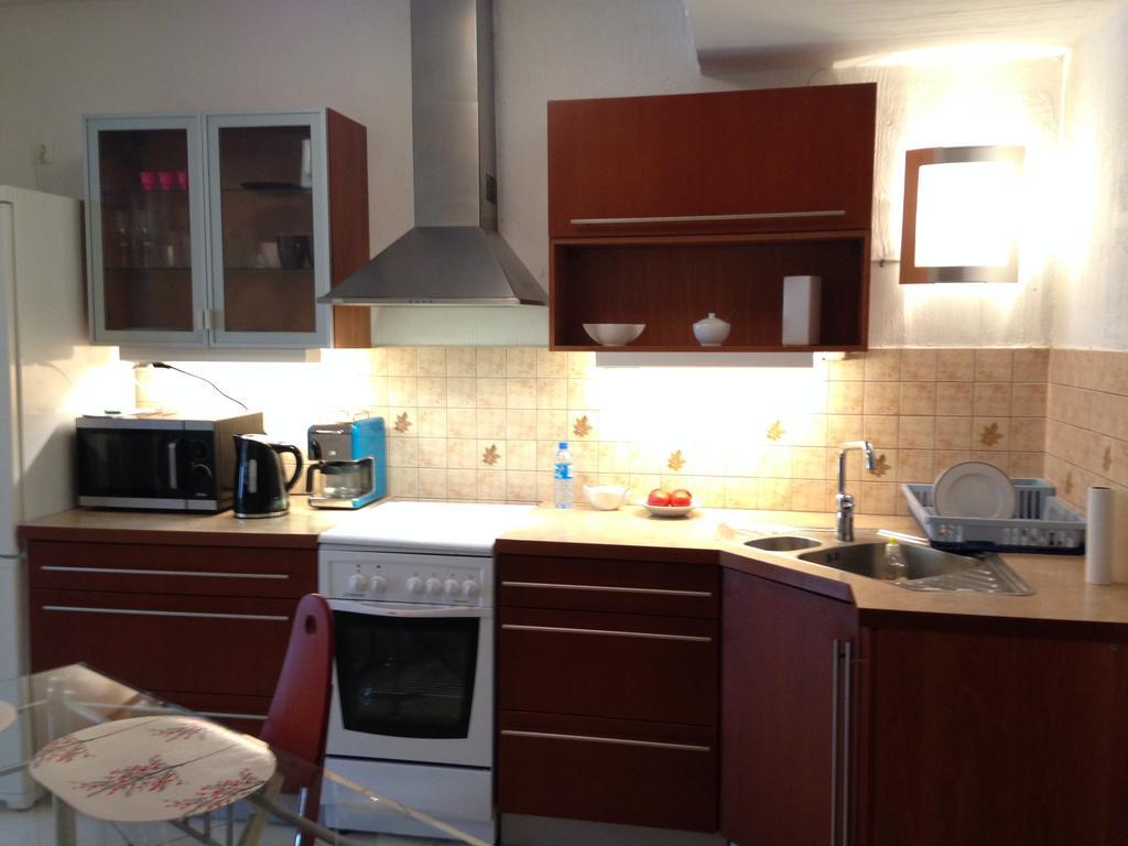 Solrosen I Simrishamn - Oesterlen Habitación foto